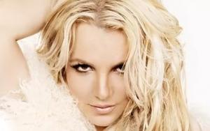 Britney Spears - She'll Never Be Me