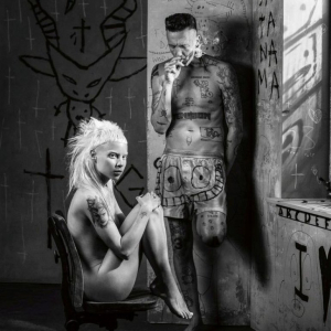Die Antwoord - She Makes Me a Killer