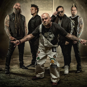 Five Finger Death Punch - Cradle To The Grave